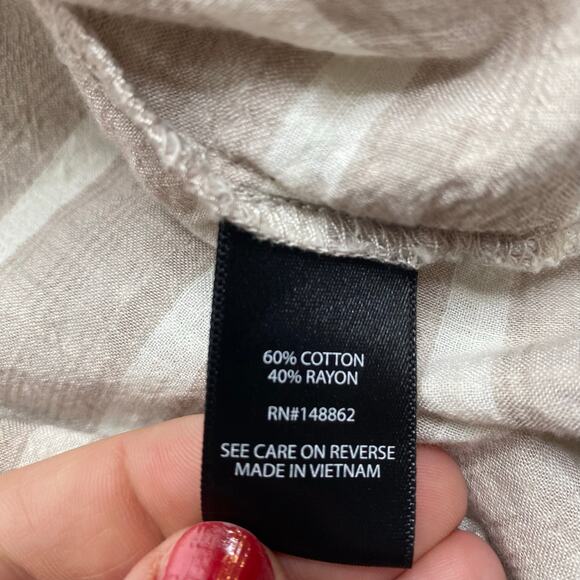 Torrid Women's Tan & White Striped Button Front Gauze Blouse Plus Size 3X - Picture 8 of 9